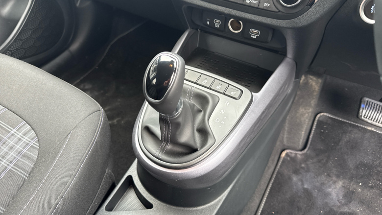 Hyundai i10 1.2 [79] Premium 5dr Auto [Nav] Petrol Hatchback